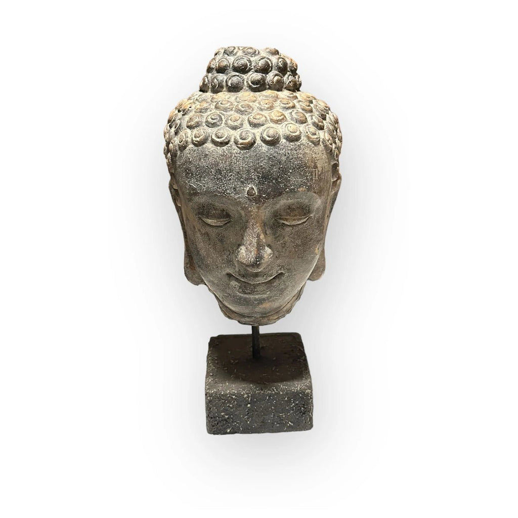 Buddha-Kopf auf Füßen - Das Holländische Möbelhaus