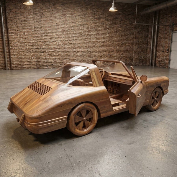 Teak Sportwagen Skulptur in Originalgröße, handgefertigtes Unikat - Das Holländische Möbelhaus